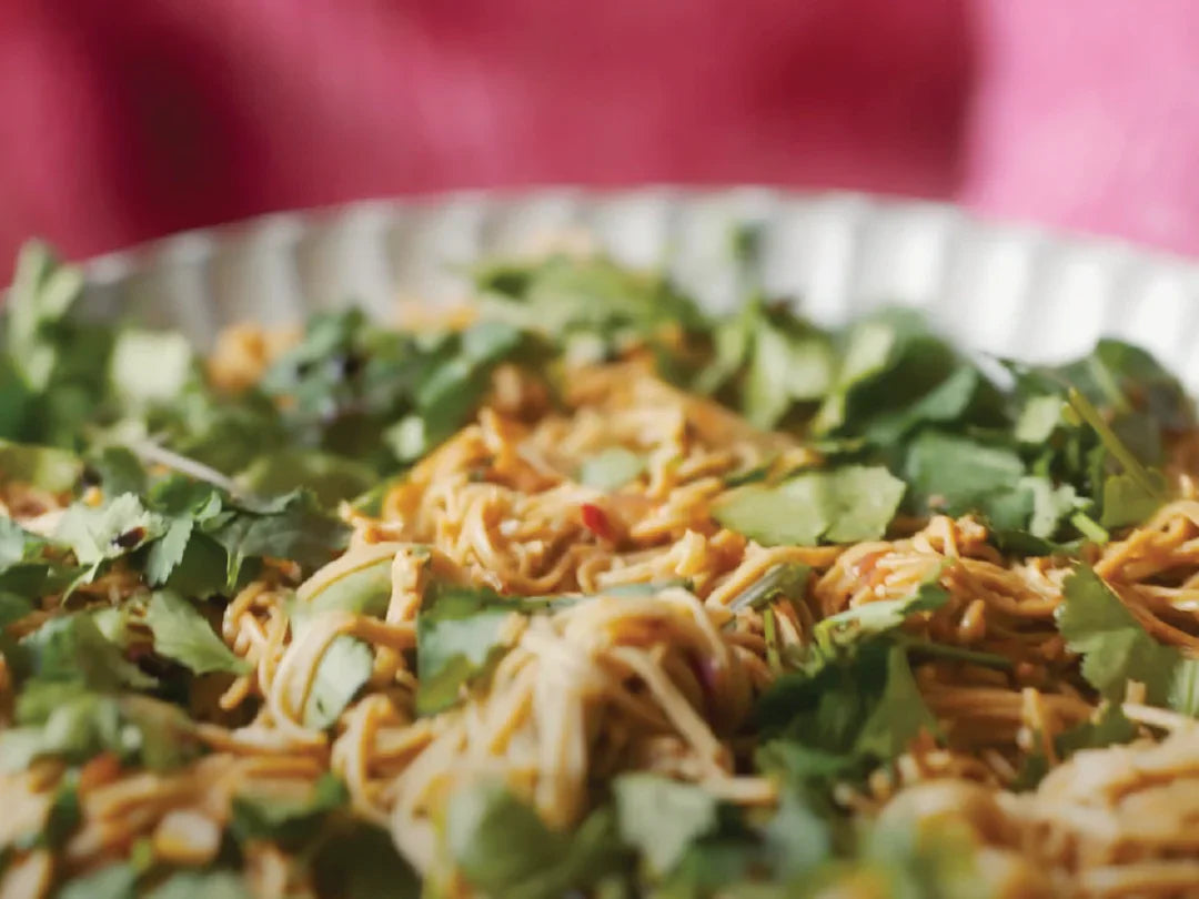 Spicy & Crunchy Edamame Spaghetti